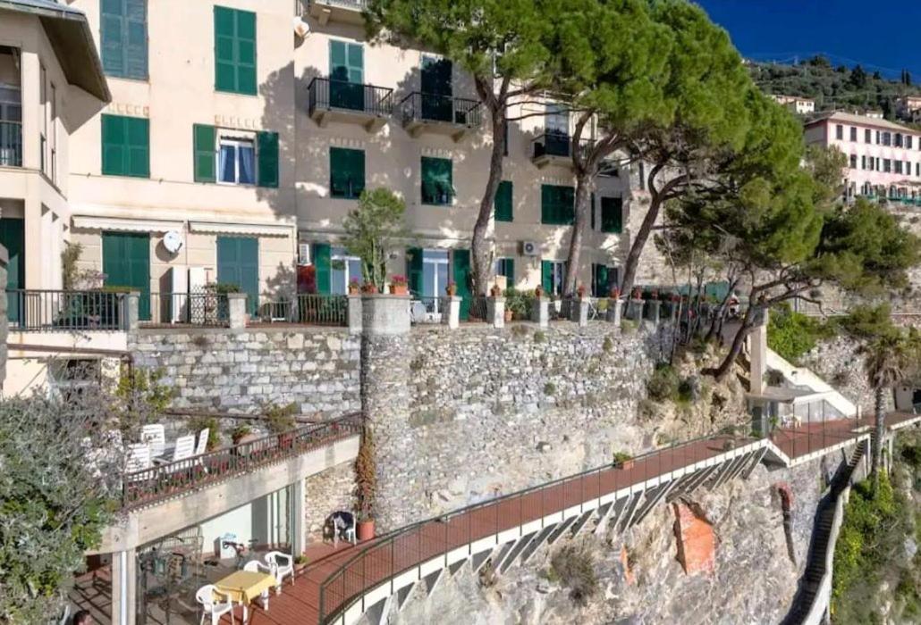Pieve Ligure A Picco Sul Mare Con Piscina Villa Regina ภายนอก รูปภาพ
