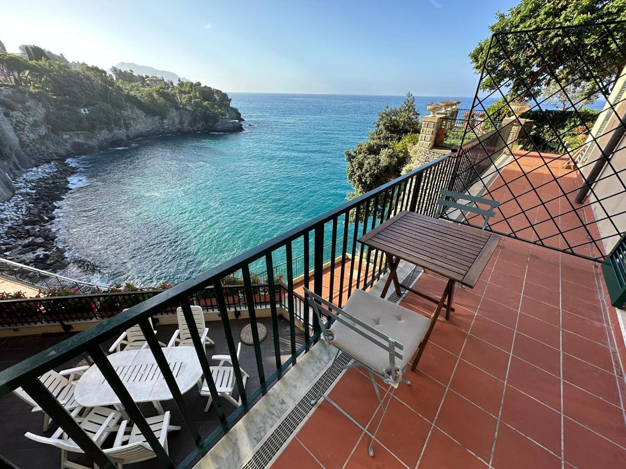 Pieve Ligure A Picco Sul Mare Con Piscina Villa Regina ภายนอก รูปภาพ